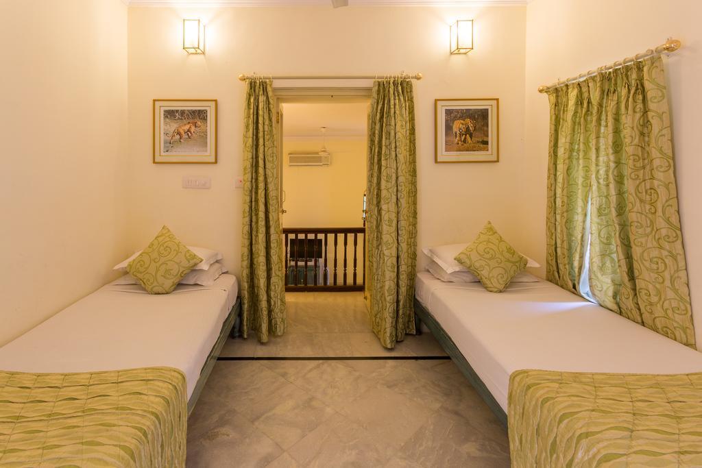 Garden Hotel - Heritage By Hrh Group Of Hotels Udaipur Exterior foto