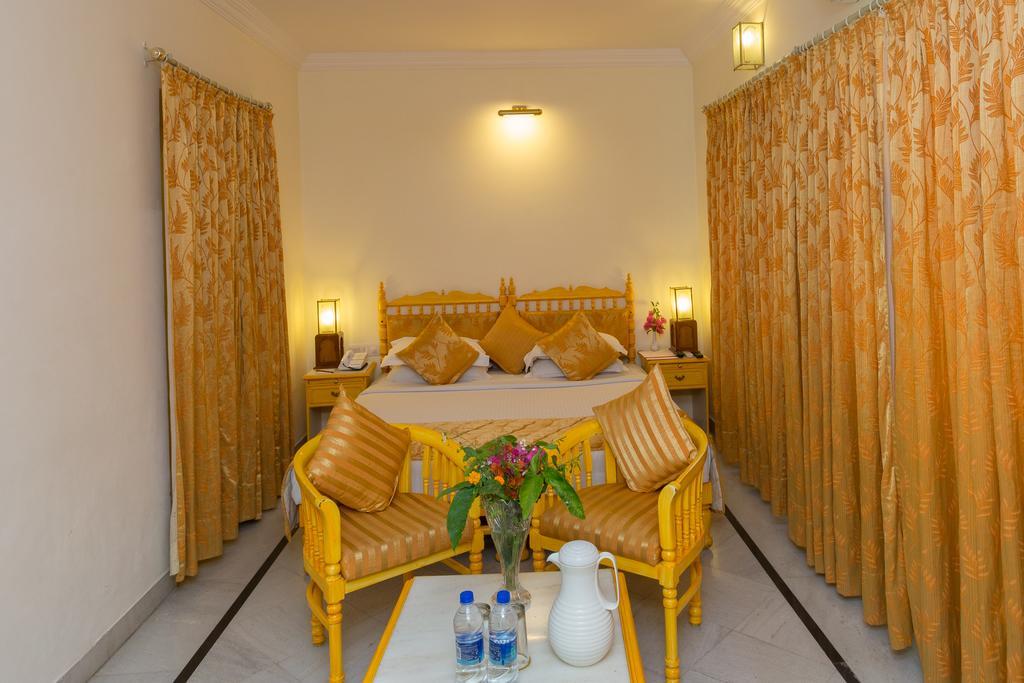 Garden Hotel - Heritage By Hrh Group Of Hotels Udaipur Exterior foto