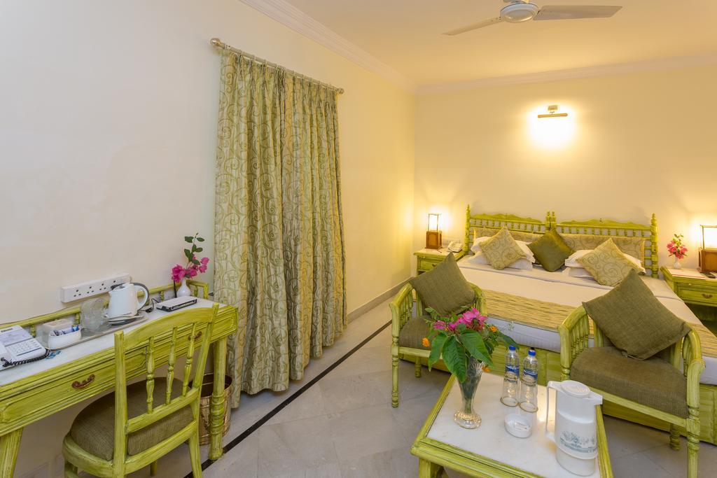 Garden Hotel - Heritage By Hrh Group Of Hotels Udaipur Exterior foto