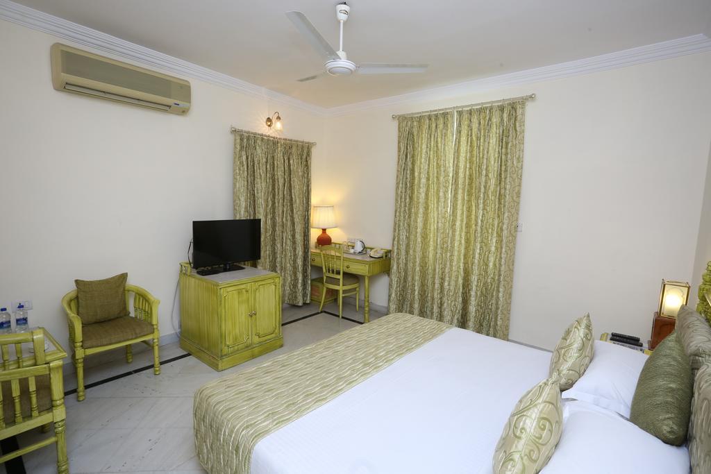Garden Hotel - Heritage By Hrh Group Of Hotels Udaipur Exterior foto