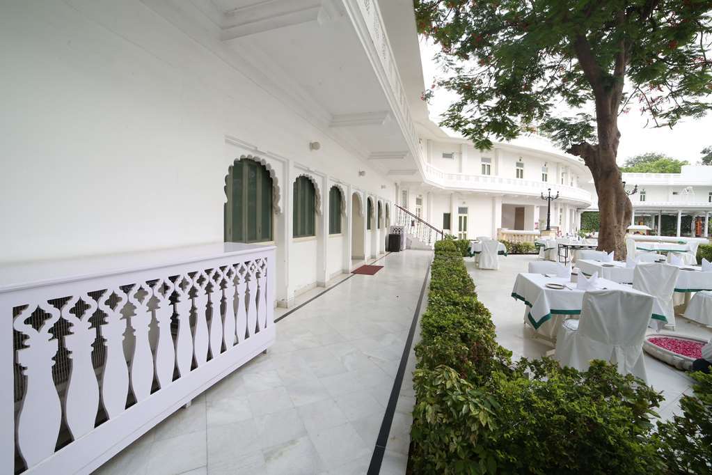 Garden Hotel - Heritage By Hrh Group Of Hotels Udaipur Restaurant foto