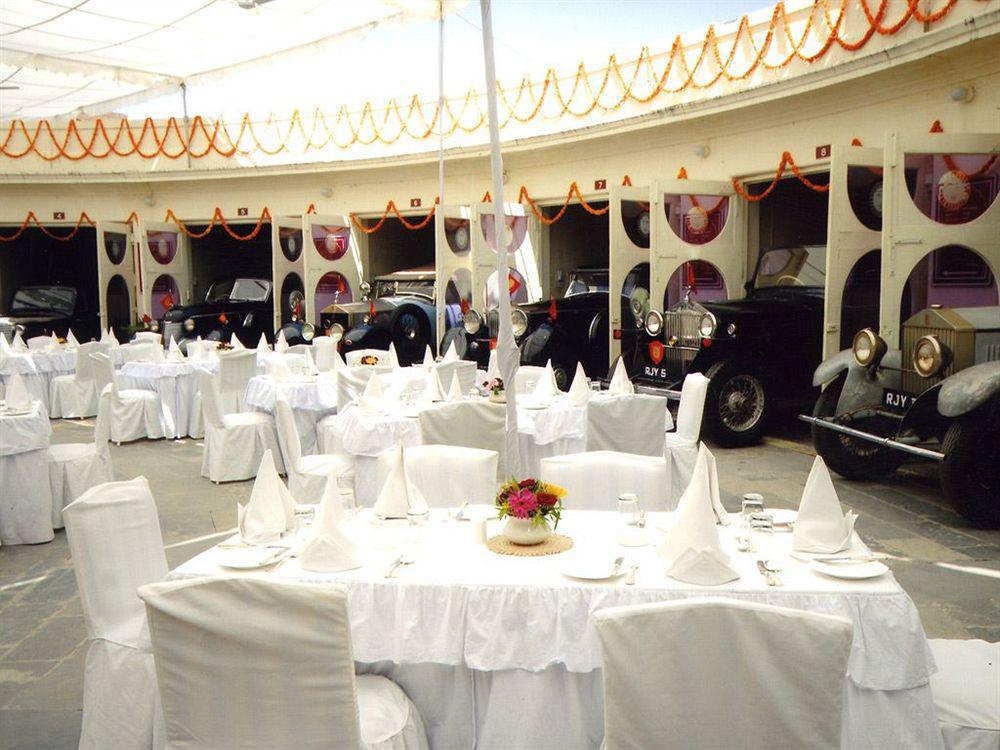 Garden Hotel - Heritage By Hrh Group Of Hotels Udaipur Restaurant foto